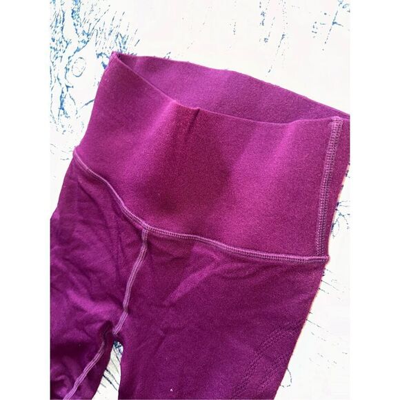 Beautiful BUNDLE OF TWO SCULPTKNIT by FABLETICS Women's Workout Compression Legg - Picture 5 of 10